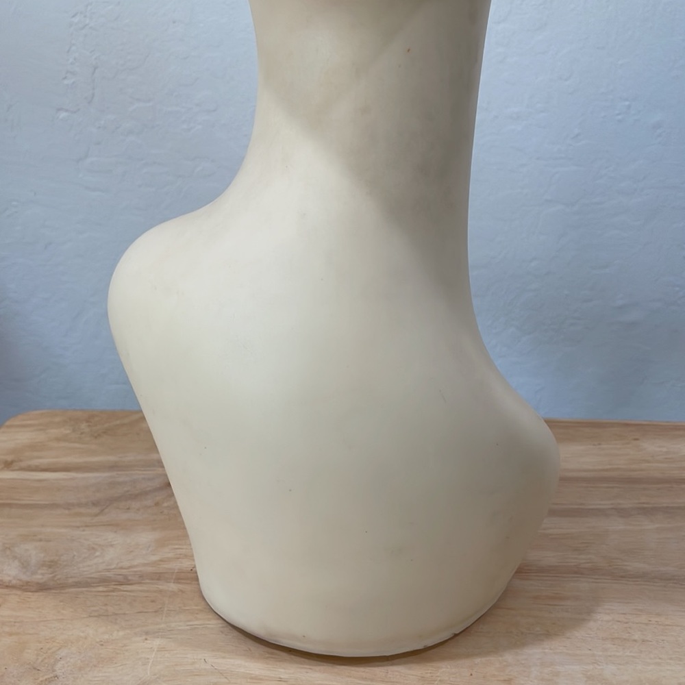 COPY - 53. Mannequin Head Plastic Display for Wigs Hats Sunglasses Jewelry - Picture 8 of 8